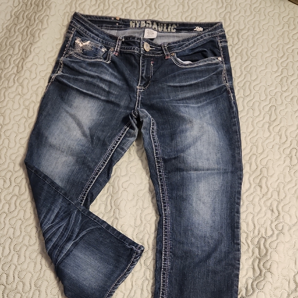 Lola Dark Blue Skinny Capri